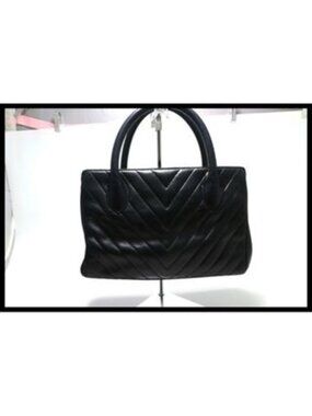 Chanel Stitch GD Metal Fittings Handbag